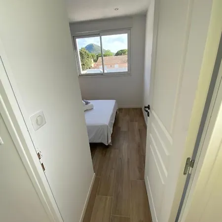 Maison Neuve Vecchio בית נופש