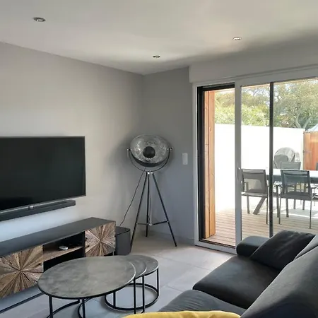 Maison Neuve Vecchio Ferienhaus *